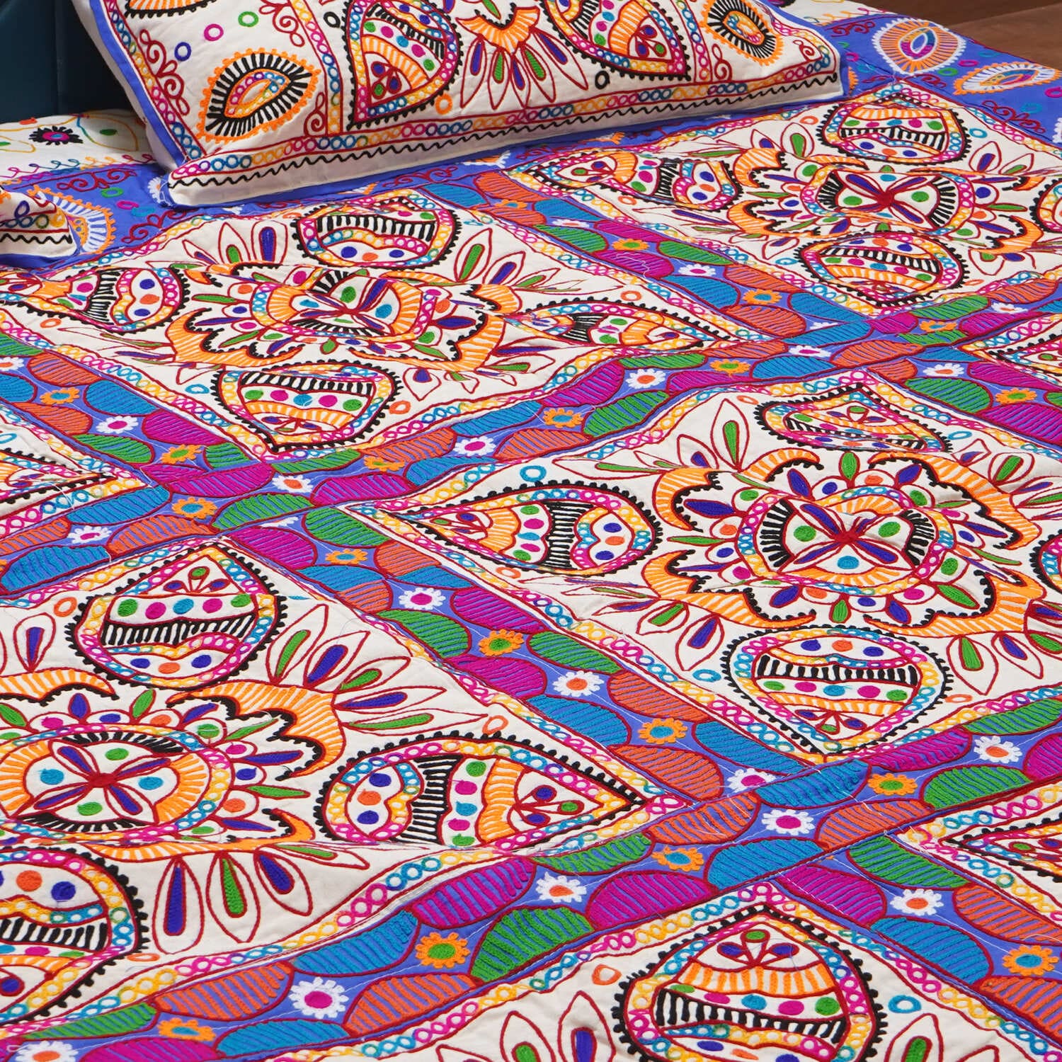 Rajasthani Kart Pure 100% Cotton handmade Double Bed Sheet with 2 Pillow Covers #2000